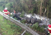 Caminhão com placa de Araranguá tomba em BR-290 e motorista é morto