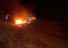 Manifestantes colocam fogo em pneus na BR-101