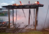Residência é destruída por incêndio em Balneário Arroio do Silva