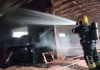 Incêndio provoca danos à fábrica de carrocerias em Araranguá e a restaurante de Maracajá