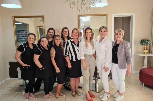 Centro Estético Ester Rebello está em novo endereço 