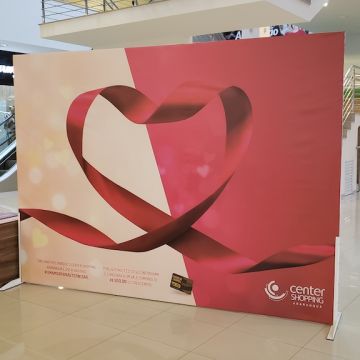 Center Shopping cria ambiente para apaixonados declararem seu amor