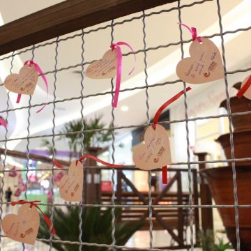 Center Shopping cria ambiente para apaixonados declararem seu amor