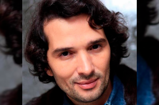 'A ESTRELA RETORNA AO CÉU'