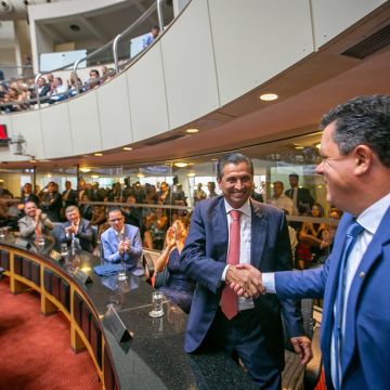 Julio Garcia assume pela terceira vez a Presidência da Alesc