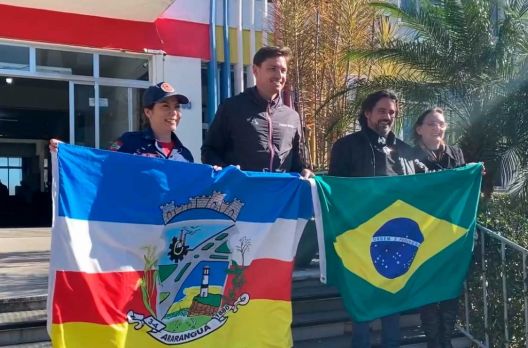 Conexão Paris Araranguá: Ramon Abatti é recepcionado após apitar os jogos olimpícos d...