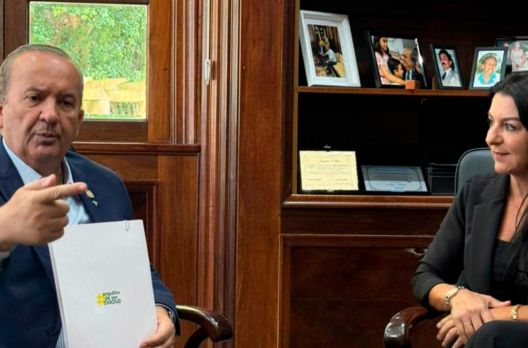 Planejar ações futuras: Prefeita de Sombrio se reúne com Governador Jorginho Mello