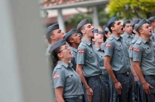 Implantação anunciada: Regional de educação confirmou escola cívico-militar em Araran...