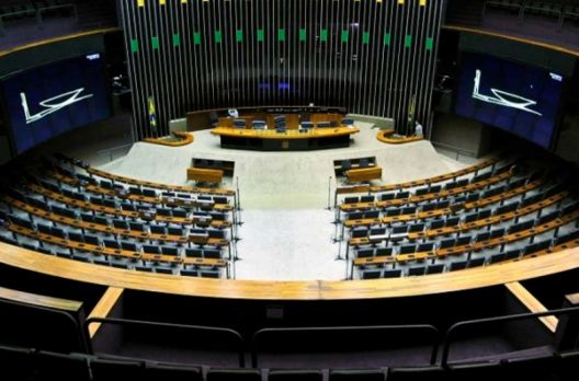 Câmara Federal pode ser mais 18 deputados 