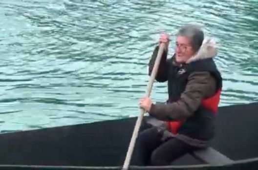 Sonho realizado: Dona Maria faz travessia no Rio Araranguá após 65 anos