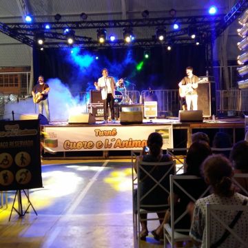 Apresentação do tenor encanta 