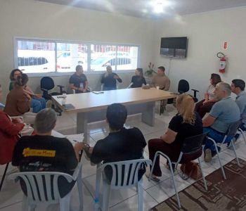 Comitê debate ações de apoio à população em situação de rua em Araranguá