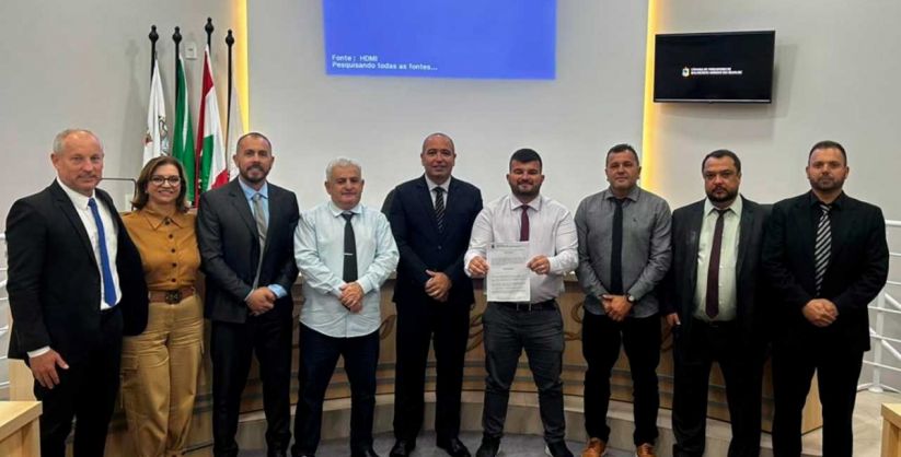 Câmara de Balneário Arroio do Silva aprova moção de repúdio sobre decreto que prejudica educação especial do país