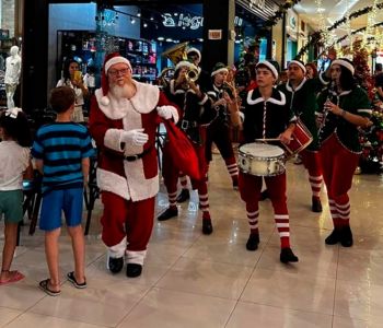 Após fim de semana de grande movimento, comércio segue com horário especial de Natal em Araranguá