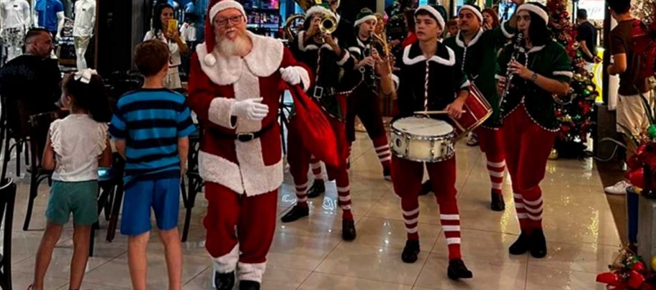 Após fim de semana de grande movimento, comércio segue co...