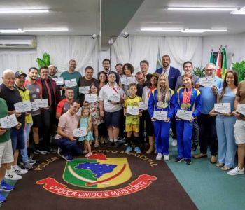 Câmara entrega Moções em noite de encerramento do ano