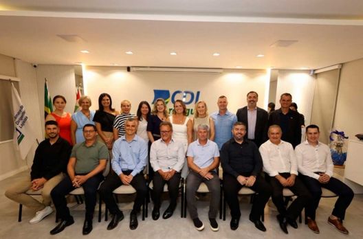 CDL Araranguá empossa nova diretoria em cerimônia marcada por emoção e compromisso com...