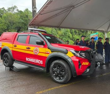 Viatura Auto Resgate é entregue e reforça estrutura do Corpo de Bombeiros Militar em Turvo