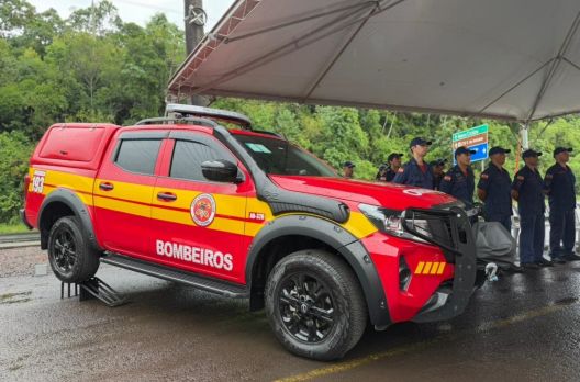 Viatura Auto Resgate é entregue e reforça estrutura do Corpo de Bombeiros Militar em Tur...