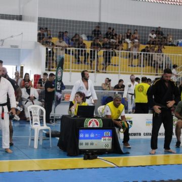 Fim de semana agitado em Balneário Arroio do Silva com esporte e lazer