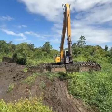 SAMAE acompanha trabalho de limpeza e desobstrução do Açude Mané Angélica