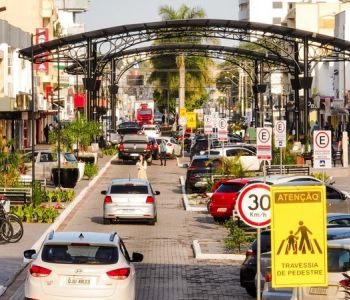 Comércio de Araranguá terá Sábado Mais neste dia 14 com lojas abertas até às 17h