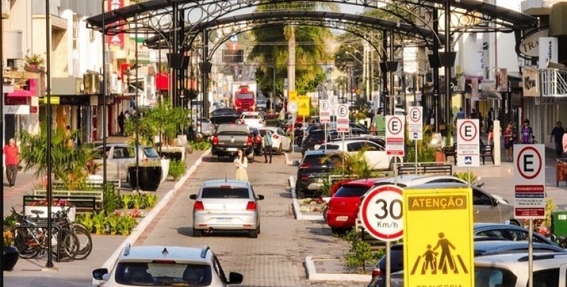 Comércio de Araranguá terá Sábado Mais neste dia 14 com lojas abertas até às 17h