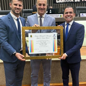 Câmara concede título de Cidadão Honorário ao deputado José Milton Scheffer