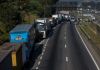 Possível paralisação de caminhoneiros gera preocupação no Sul catarinense