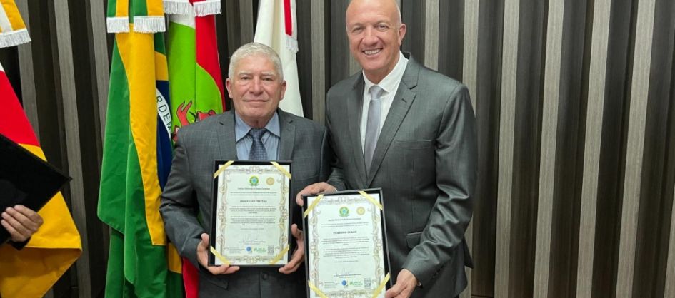 Ato de Renúncia e Posse em Balneário Arroio do Silva