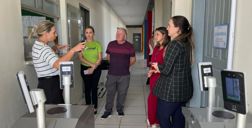 Escolas podem ter reconhecimento facial para reforçar segurança em Balneário Arroio do Silva