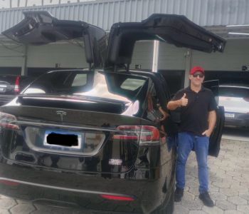  Araranguaense lidera feito inédito na reparação de bateria de Tesla