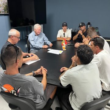 Prefeito recebe entidades e reforça diálogo com comunidade em Balneário Arroio do Silva