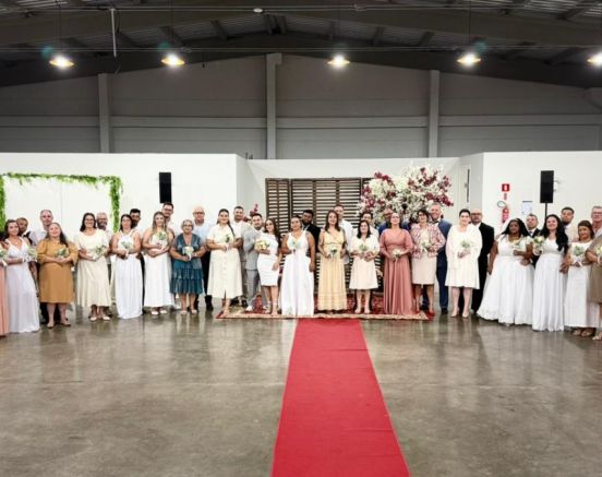 Amor oficializado: 21 casais dizem “sim” em casamento coletivo no Arroio do Silva