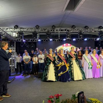 Abertura da 26ª Festa do Colono de Turvo reúne grande público e celebra ...