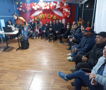 CRAS PROMOVE OFICINA DO PAIF SOBRE MAIO LARANJA