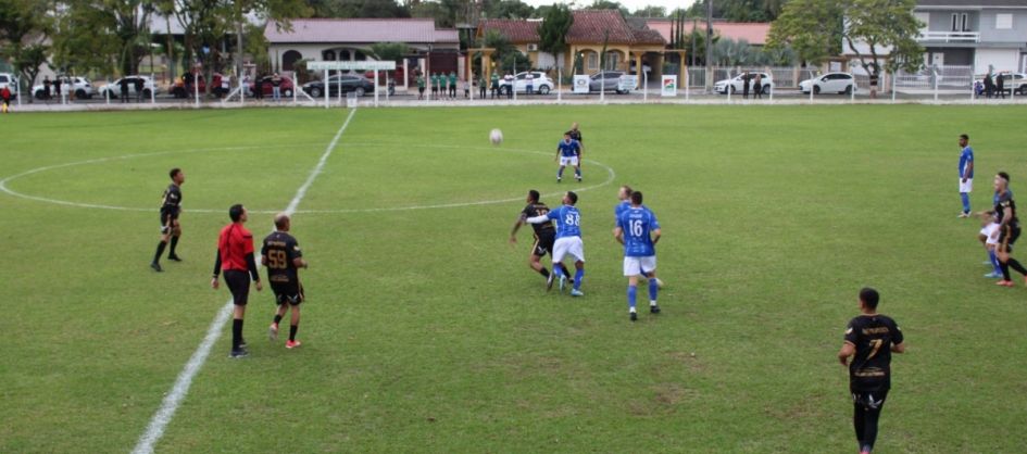 Primeira rodada do Campeonato Municipal de Futebol terá cinco jogos neste final de semana, em Criciúma