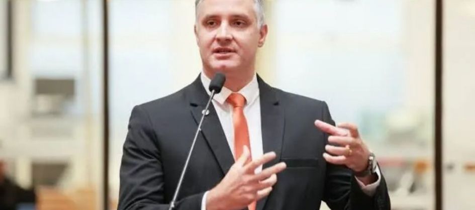 Deputado Cadorin participa de mobilização do Novo no Cal�...