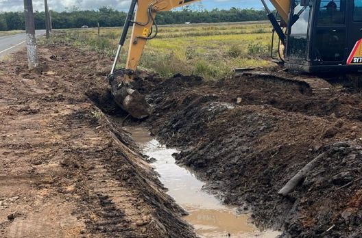 Sombrio amplia ações preventivas em rios, canais e sistemas de drenagem