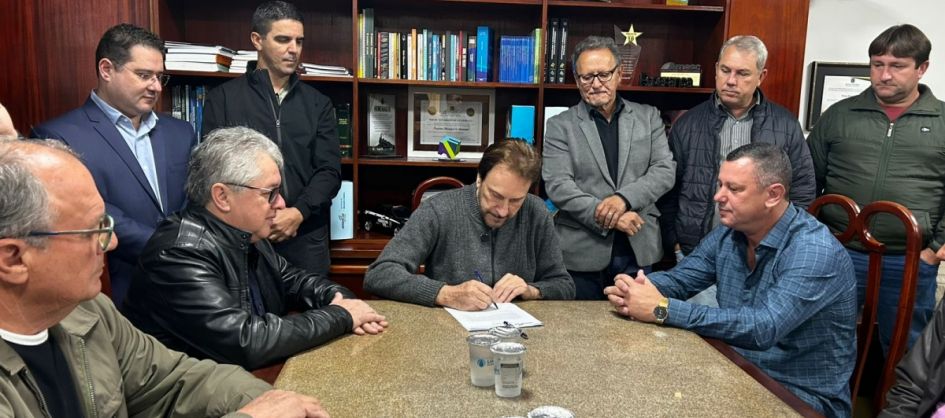 Nova pavimentação beneficiará moradores da Coloninha