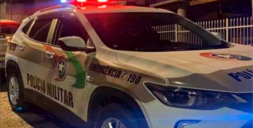 Após ameaças e arremesso de pedras, homem é detido pela Polícia Militar em Sombrio