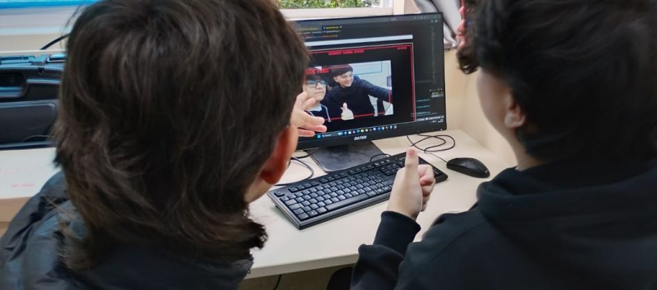 Estudantes desenvolvem aplicativo de vigilância com drones...