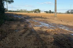 Prefeitura de Meleiro inicia terraplanagem na comunidade de Cedrinho