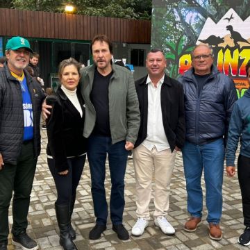 Belinzoni Dino Parque é inaugurado e passa a ser nova atração turística de Araranguá