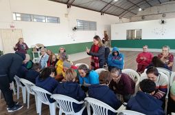 Escola desenvolve projeto sobre política do envelhecimento