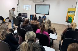 Alunos são premiados após jornada de aprendizado com a CERSUL