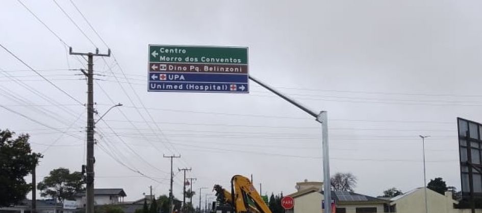 Araranguá instala novos semipórticos para reforçar a sin...