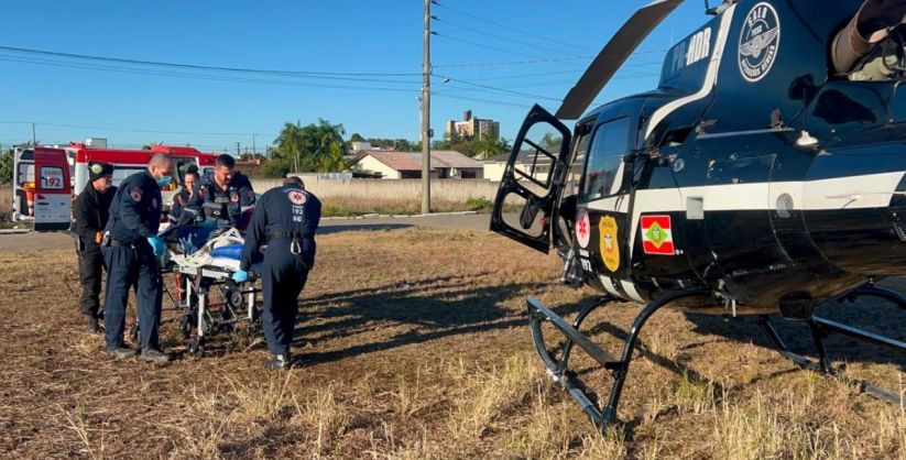 Paciente é transferida de helicóptero após sofrer AVC hemorrágico em Turvo
