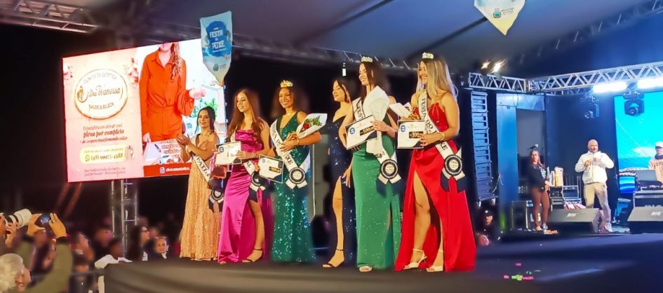 SUCESSO DE PÚBLICO: Arena lotada marca a abertura da 2ª F...