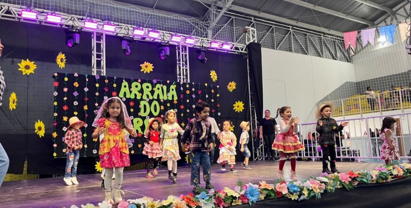 Festa Julina Municipal reúne comunidade e é realizada pela primeira vez no Ginásio Francisco Leonardelli